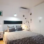 Apartment With Balcony Close To The Beach